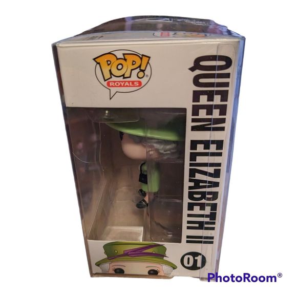 Funko Pop! Royals: QUEEN ELIZABETH II (Green Dress) #01 NEW - Picture 3 of 7